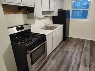 222-224 Gale St #1W, Aurora, IL 60506