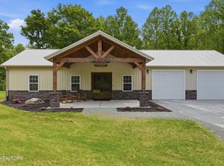 111 Eagle Point Rd, Oakdale, TN 37829