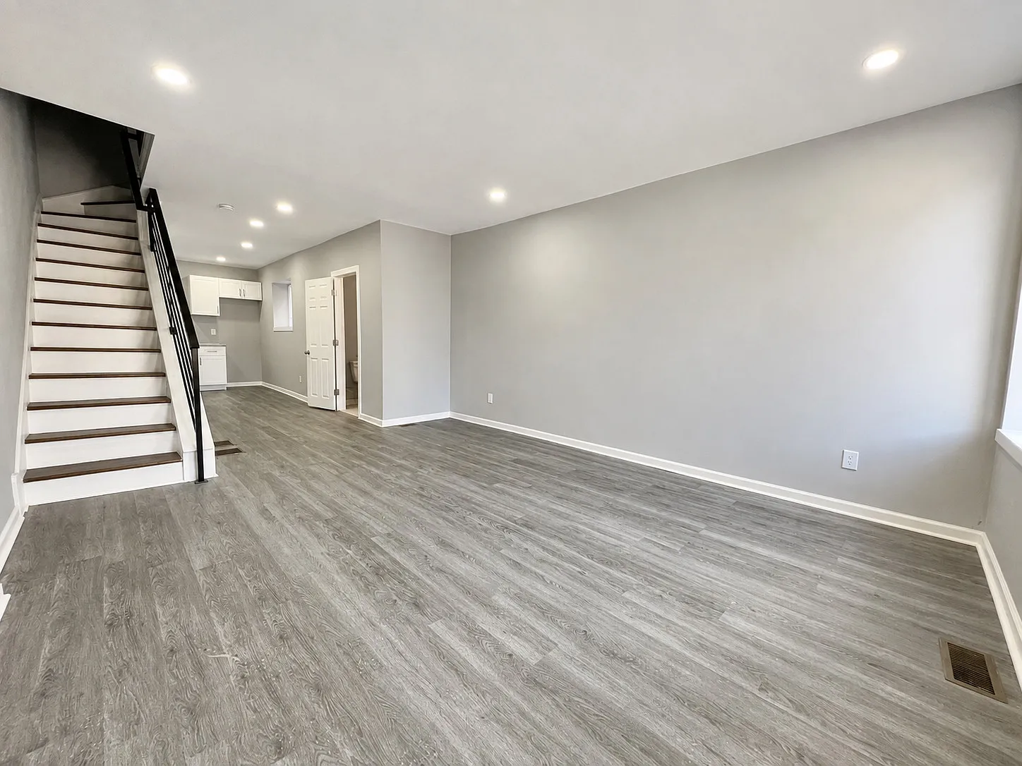 Updated 3-Bedroom Pennsport Rental with Central Air — Photo 3