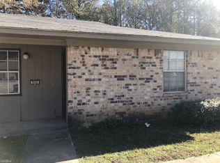 906 Navajo Trl, Marshall, TX 75672