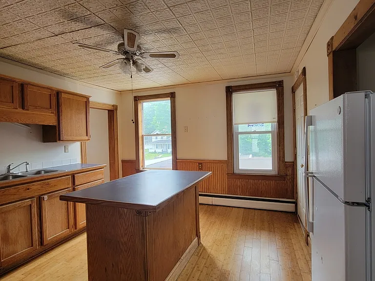 3 Pearl St #3 — Photo 2