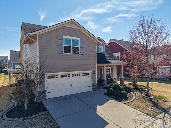 2nd image of 4431 Rubicon Dr