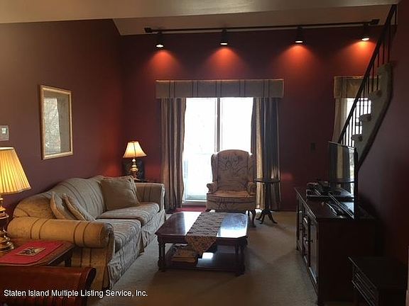 2nd image of 65 Elmwood Park Dr APT 26