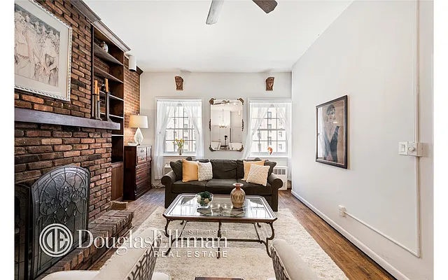 Sold by Douglas Elliman | media 25