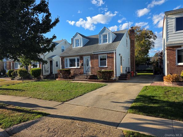 220 Raff Ave