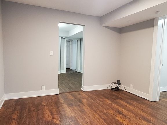 3rd image of 2047 W Walton St #Chg