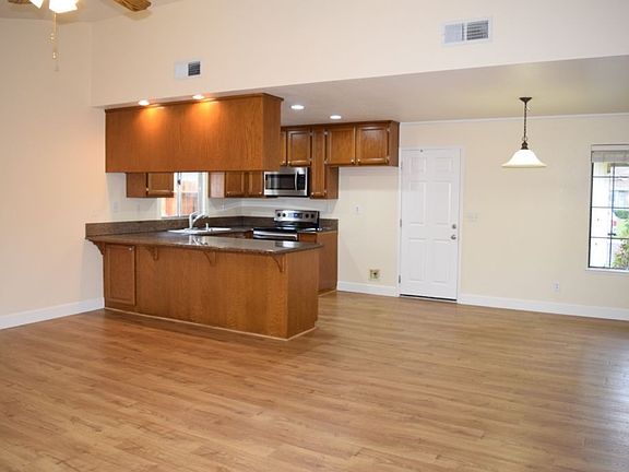 5th image of 2267 Independence Way