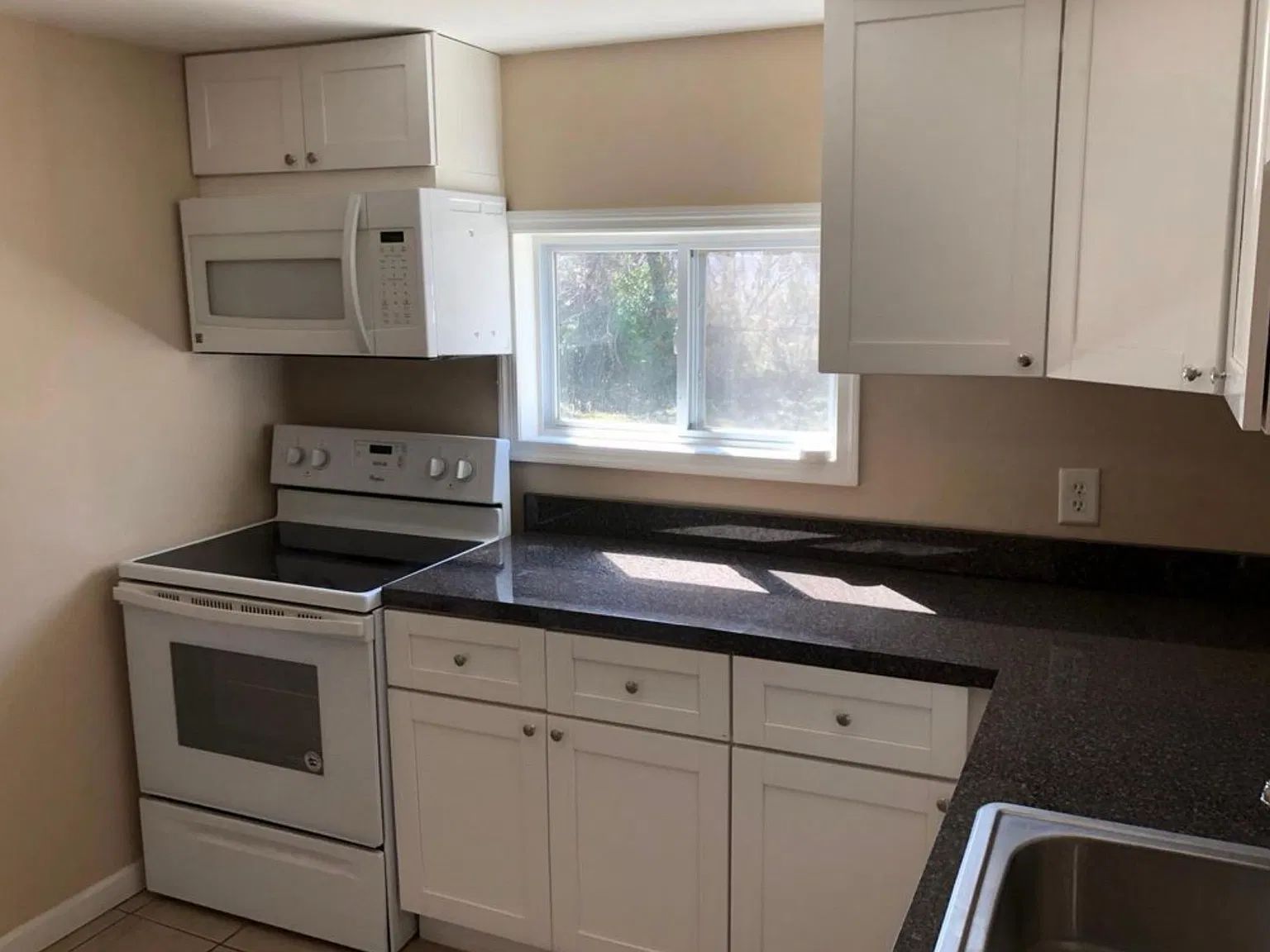 44 S Smith Ave — Photo 4
