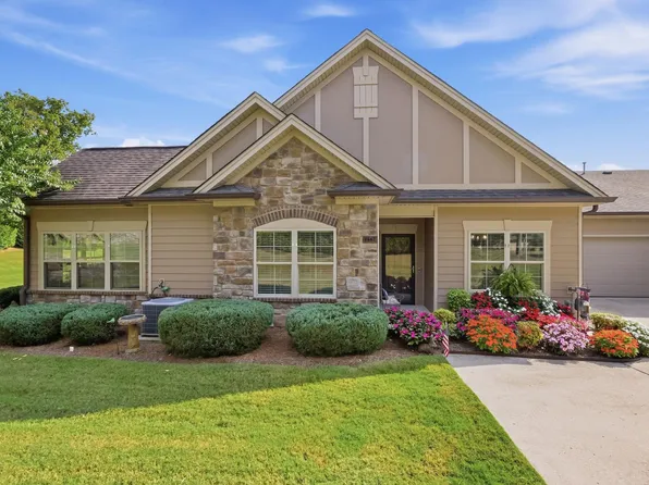 1662 Sedgefield Dr #7-C, Ooltewah, TN 37363