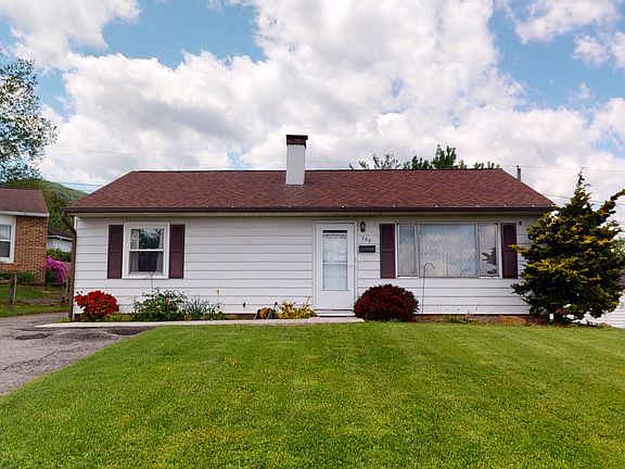 2nd image of 720 Sylvan Dr S