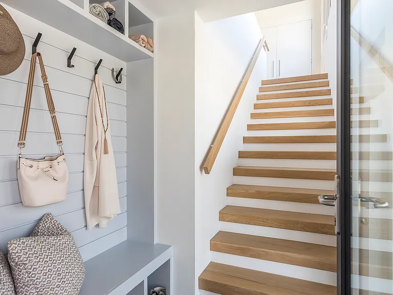 32 Island View Dr W — Photo 5