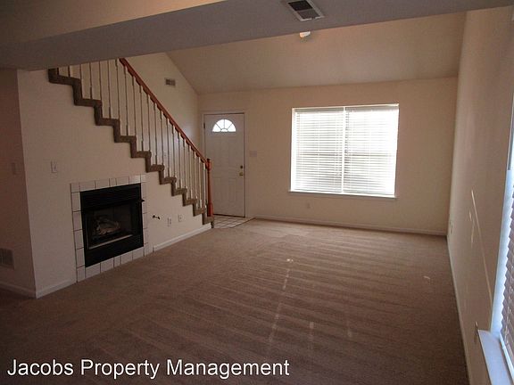 4th image of 5015 Carrieridge Dr