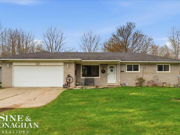 3970 Mayer Rd, Casco, MI 48064