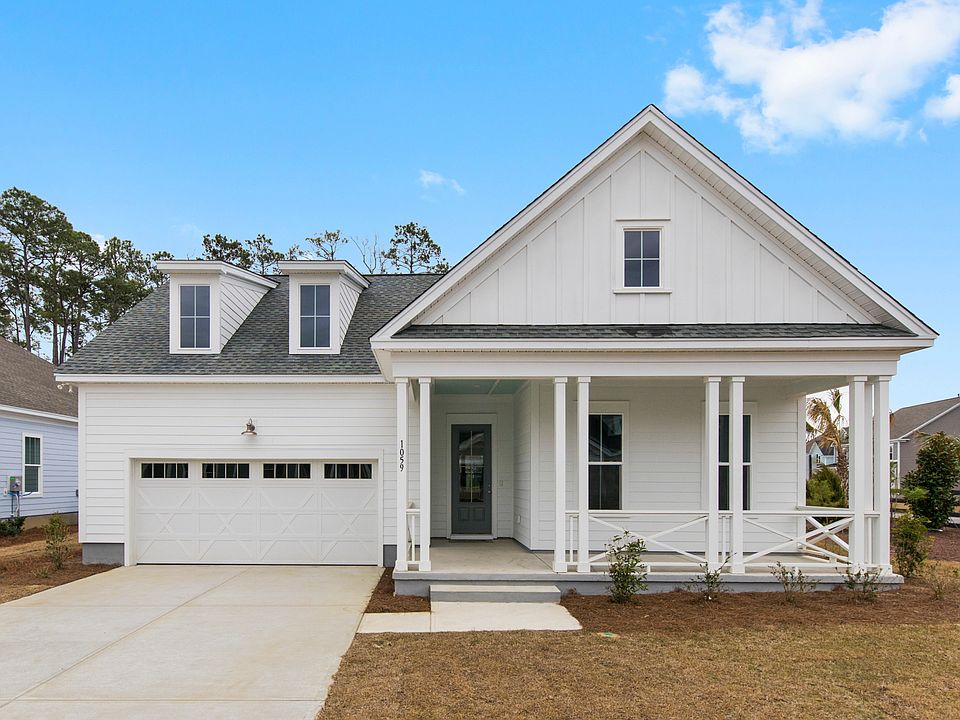 1059 Longwood Bluffs Circle