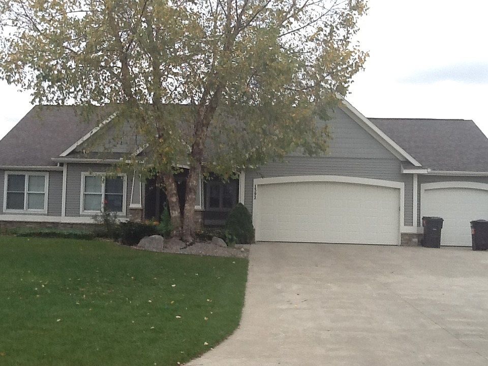 1st image of 1392 Feldspar Ave