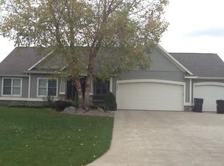 1392 Feldspar Ave, Zeeland, MI 49464