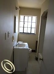 3rd image of 5026 Marlborough St