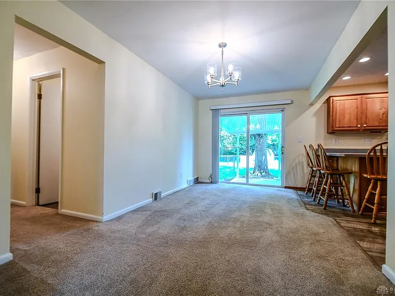 96 Pine Bluff Dr — Photo 8