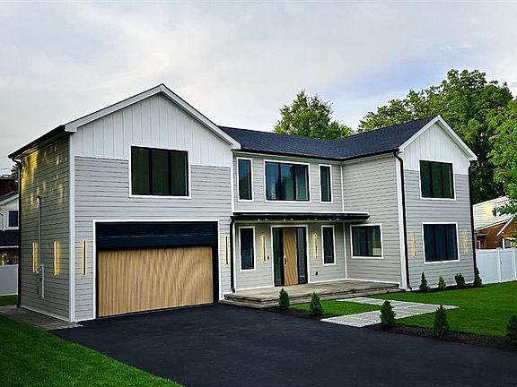 4th image of 171 Newcomb Rd