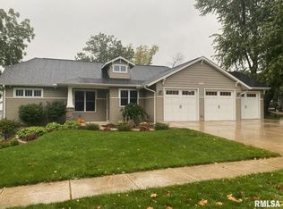 5765 Jenny Ln, Bettendorf, IA 52722