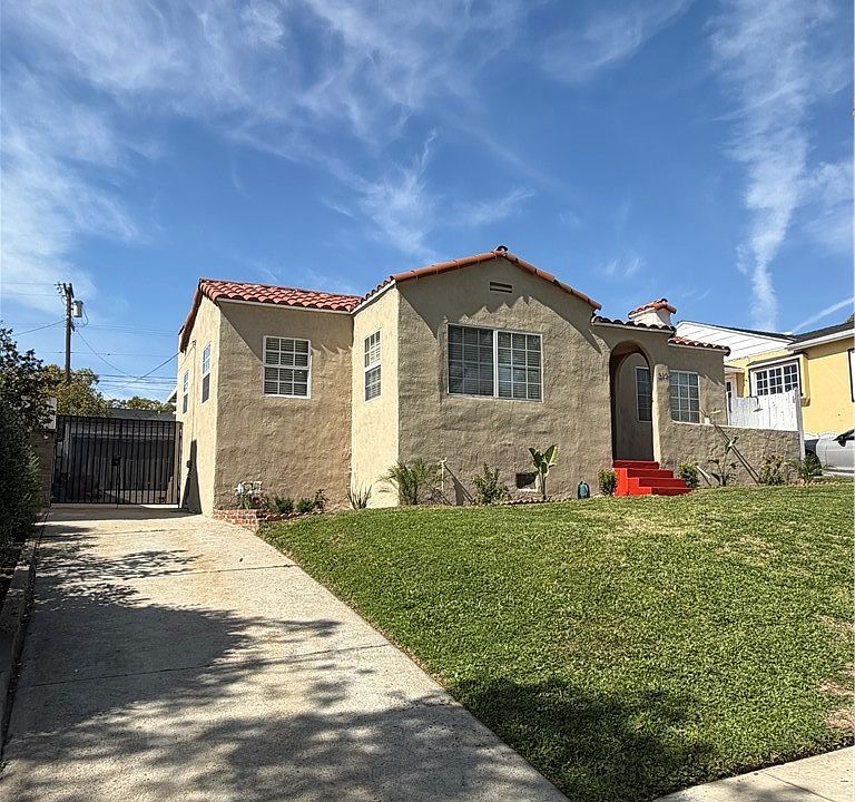 1st image of 319 Westmont Dr