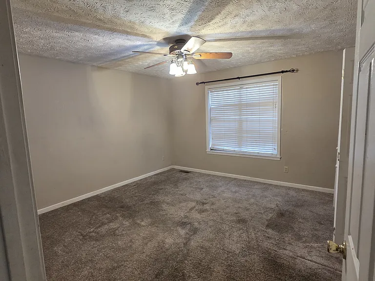Third bedroom with closet