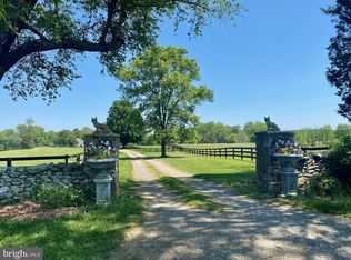 22929 Carters Farm Ln, Middleburg, VA 20117