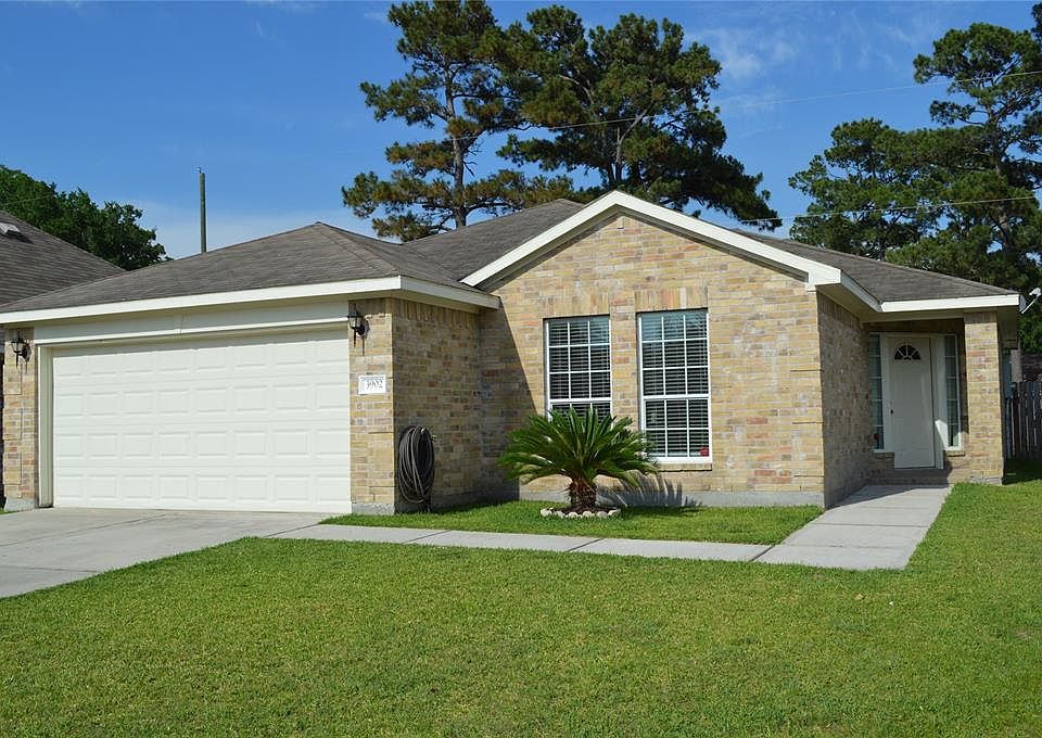 1st image of 3902 Cary Creek Dr