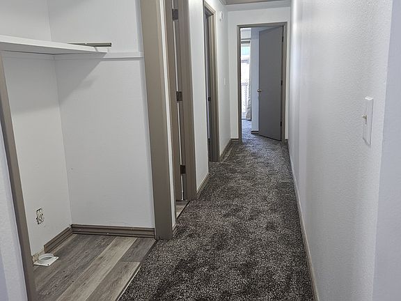 4th image of 1110 Elm St Ste B