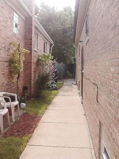 9812 S Harvard Ave — Photo 5