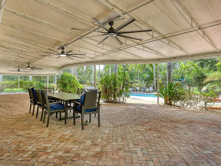10780 Anderson Ln — Photo 41