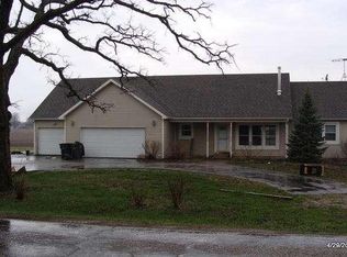 N5963 Foster Rd, Elkhorn, WI 53121