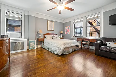 Sold by Fernando Branco Realty LLC