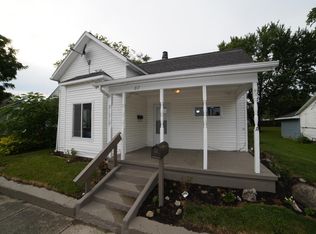217 E Chestnut St, Hartford City, IN 47348
