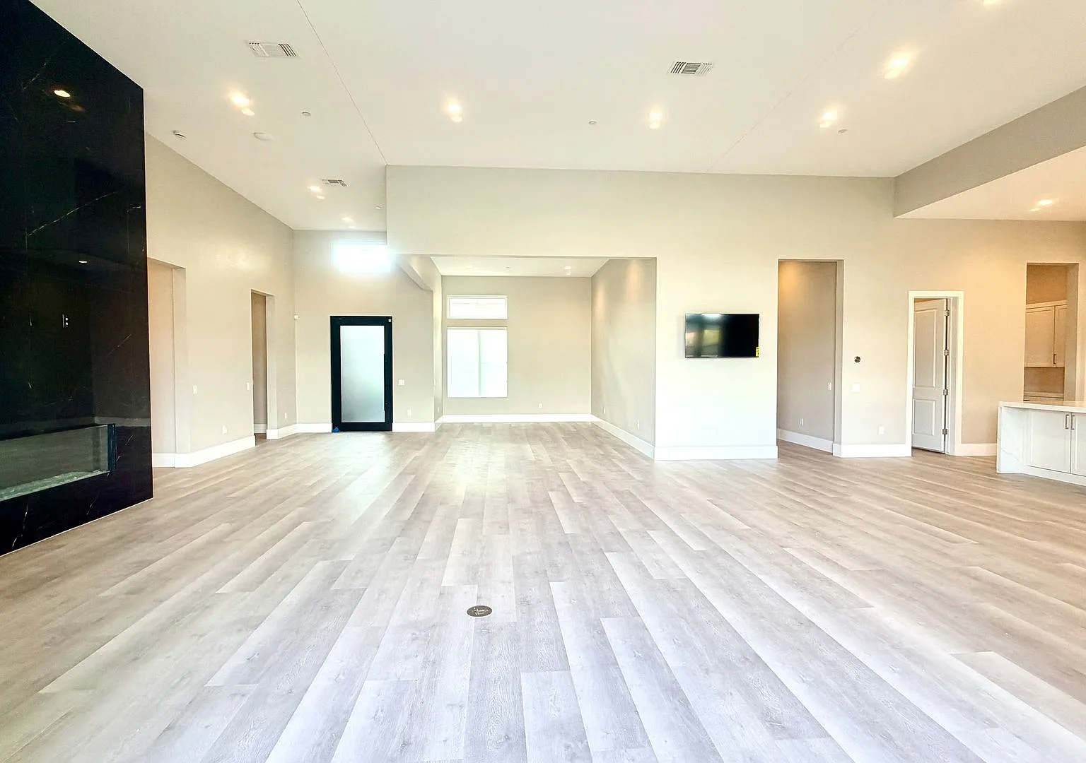 guard gated at ascension include an exclusive clubhouse with two pools, a fitness center, an even... — Photo 4
