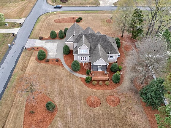5th image of 4090 Beaver Rd