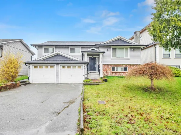 14539 Chartwell Dr, Surrey, BC V3S 5E3
