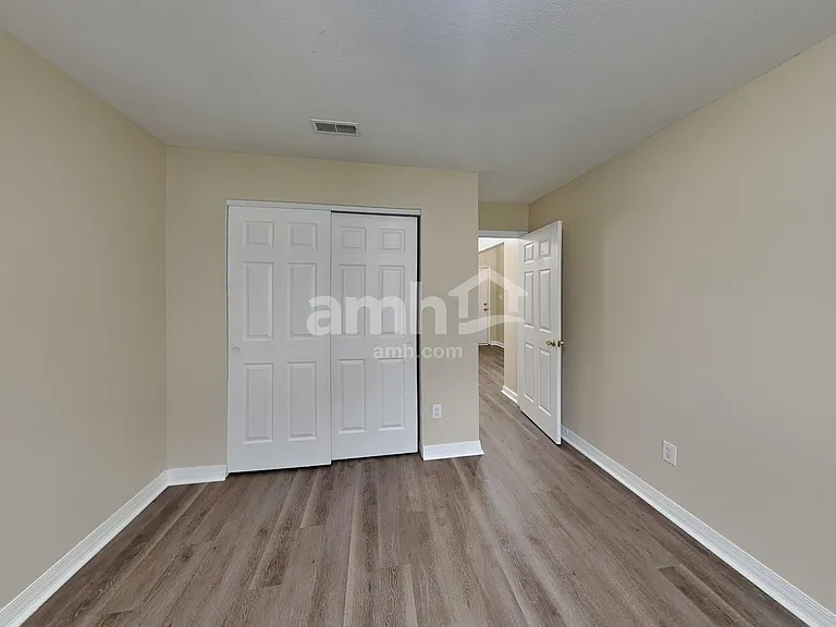 2438 Pinebark Dr — Photo 12