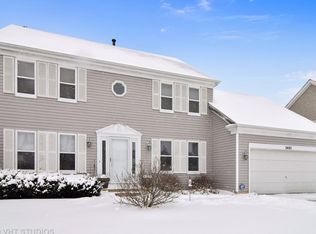 2480 Otter Creek Ln, Elgin, IL 60124