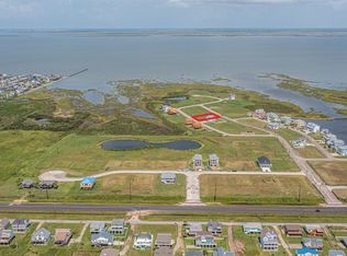 3927 Curlew Dr, Galveston, TX 77554