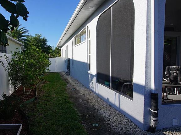 4th image of 2437 Dekan Ln