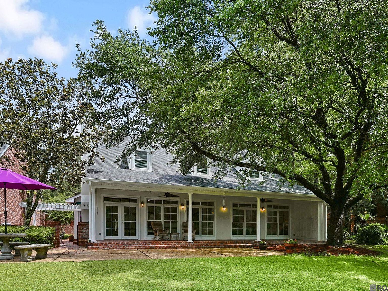 5807 Laurel Hill Ln