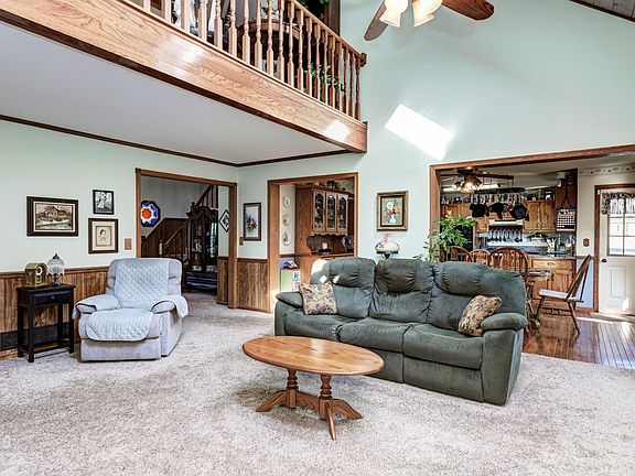 2nd image of 1760 Bellechase Dr