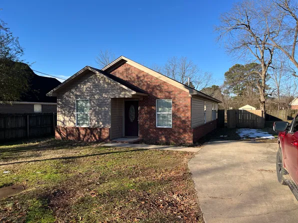 803 N Main St, Beebe, AR 72012