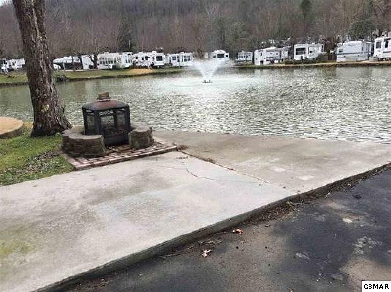 2nd image of 338422 Parkway Lot 338