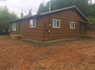 88182 Chestnut St, Mapleton, OR 97453