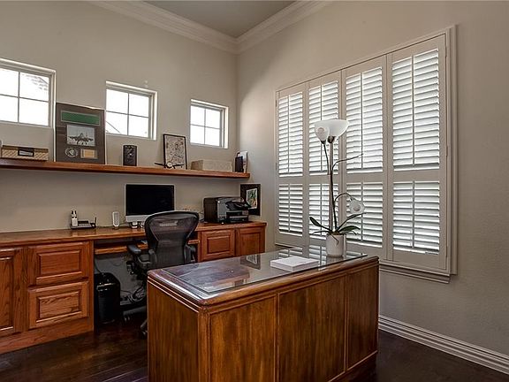 5th image of 7324 Valencia Grove Ct
