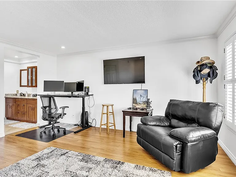 24242 Juanita Dr — Photo 15