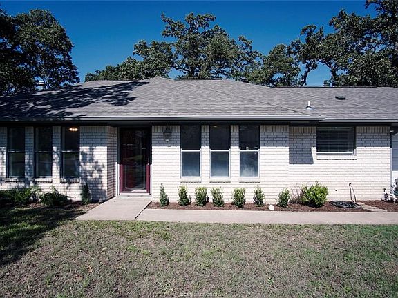 4th image of 2607 Clearwood Ct