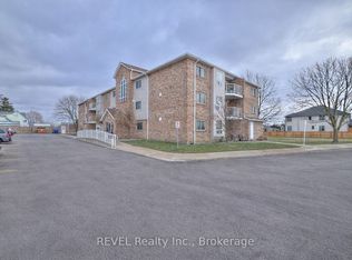 1061 Vansickle Rd N #106, Saint Catharines, ON L2S2X4